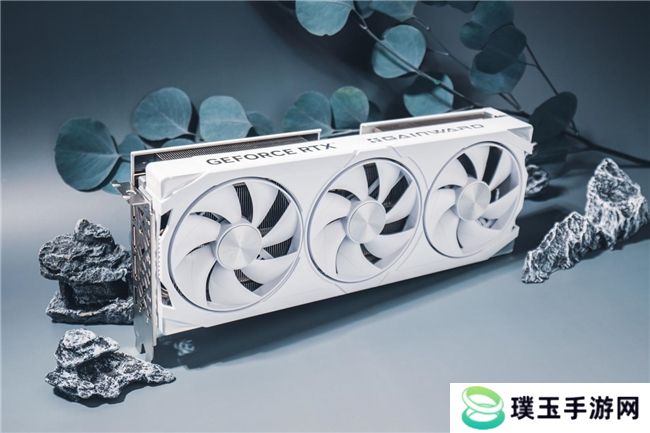 开启DLSS 4 步入4K游戏新门槛，耕升 GeForce RTX 5070 踏雪 OC 灵动来袭！