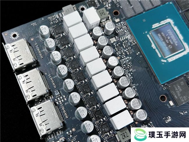 开启DLSS 4 步入4K游戏新门槛，耕升 GeForce RTX 5070 踏雪 OC 灵动来袭！