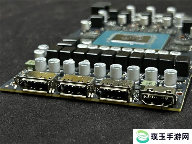 炫酷来袭，耕升 GeForce RTX 5070 Ti 炫光·超 OC带来超高性能